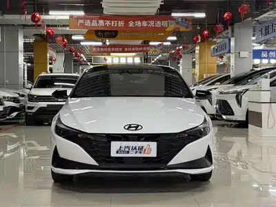 Hyundai Elantra 2023