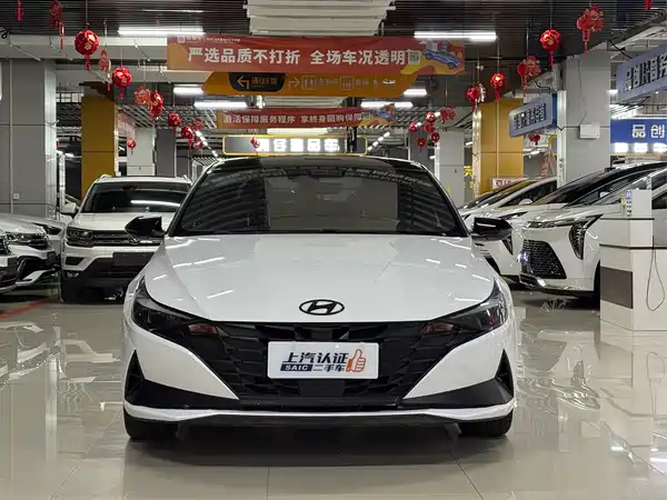 Hyundai Elantra 2023