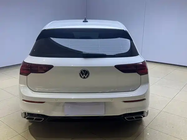 Volkswagen Golf 2023
