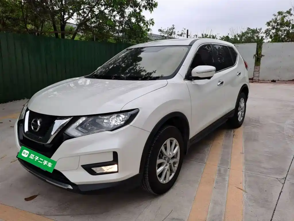 Nissan X-Trail 2018 — фото 2