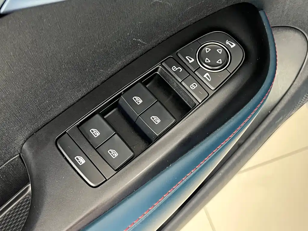 BYD Dolphin 2023 — фото 14