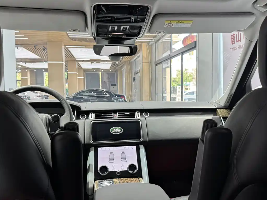 Land Rover Range Rover 2019 — фото 18
