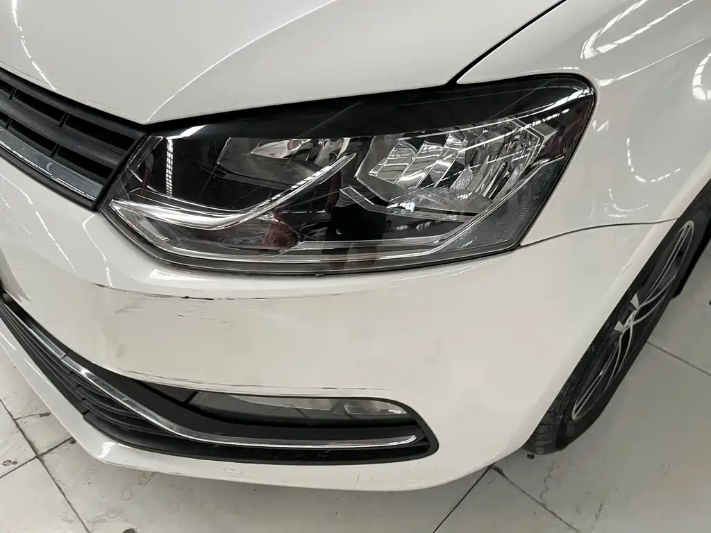 Volkswagen Polo 2016