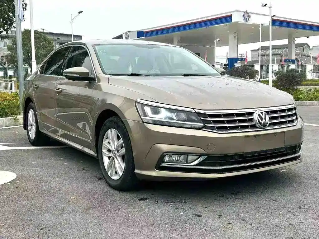 Volkswagen Passat 2017 — фото 3