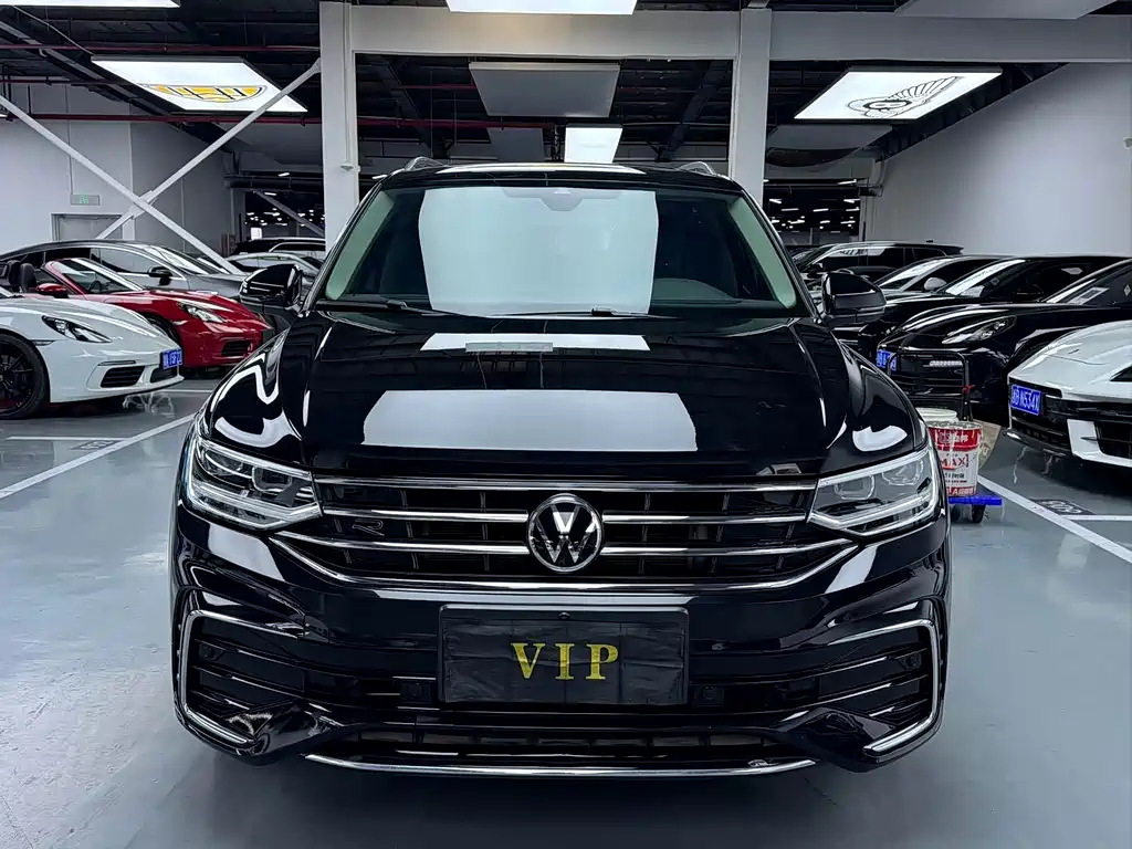 Volkswagen Tiguan L 2023