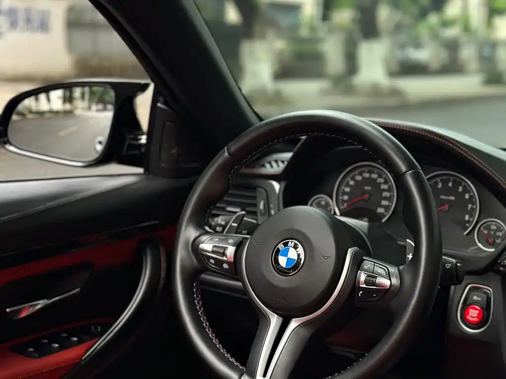 BMW M4 2015 — фото 14