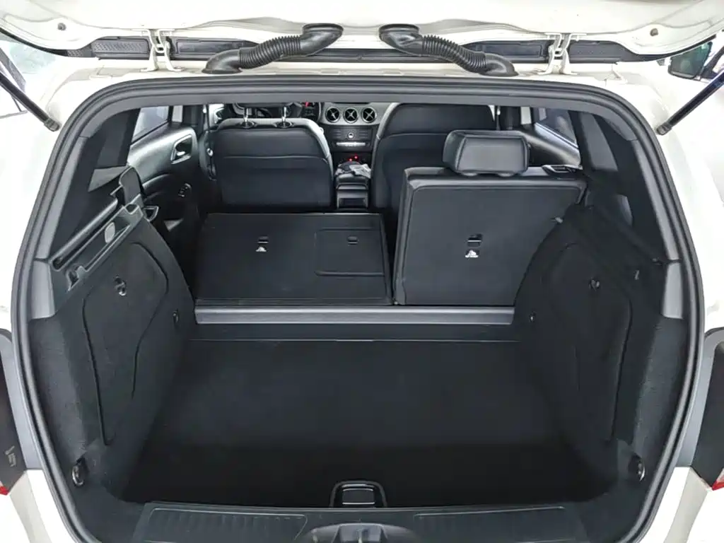 Mercedes-Benz B-Class 2018 — фото 19