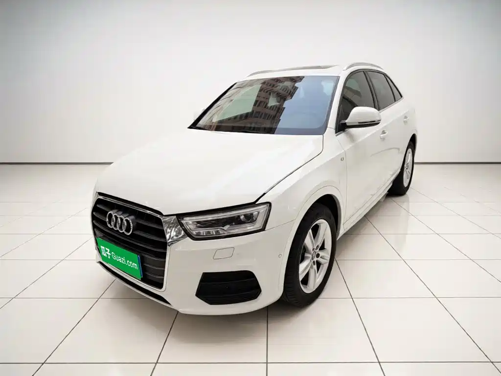 Audi Q3 2016 — фото 1