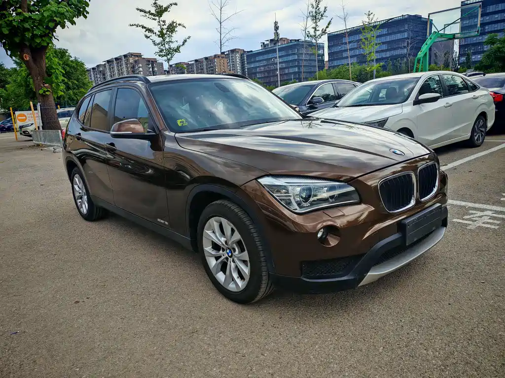 BMW X1 2014 — фото 3