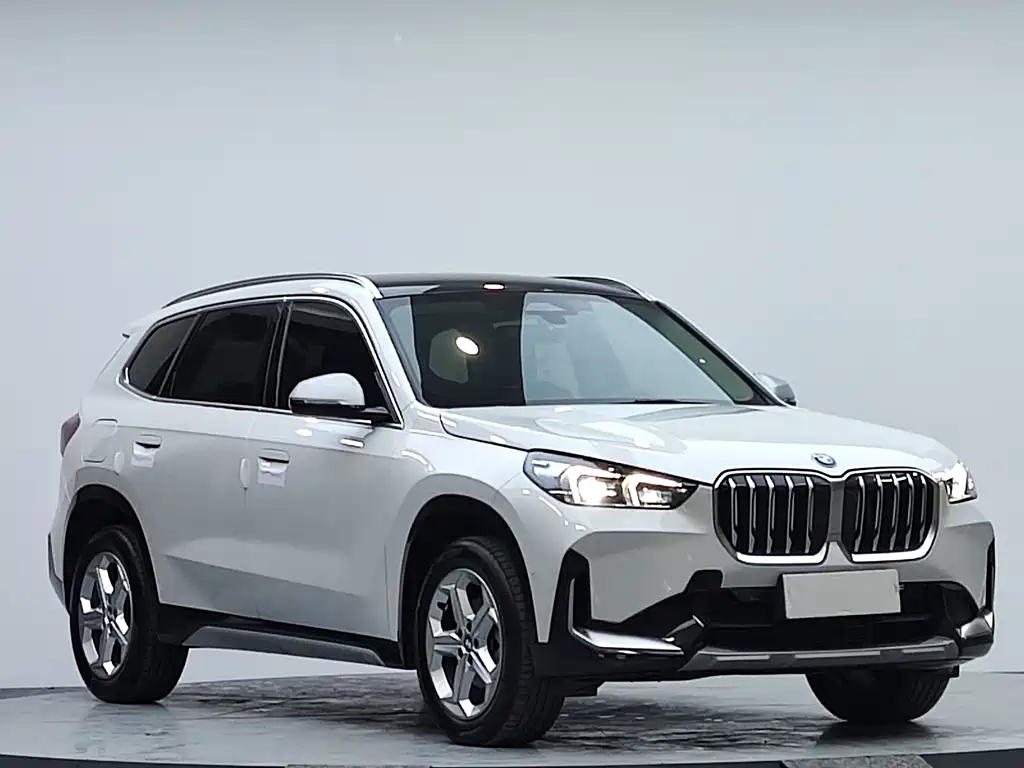 BMW X1 2024 — фото 3