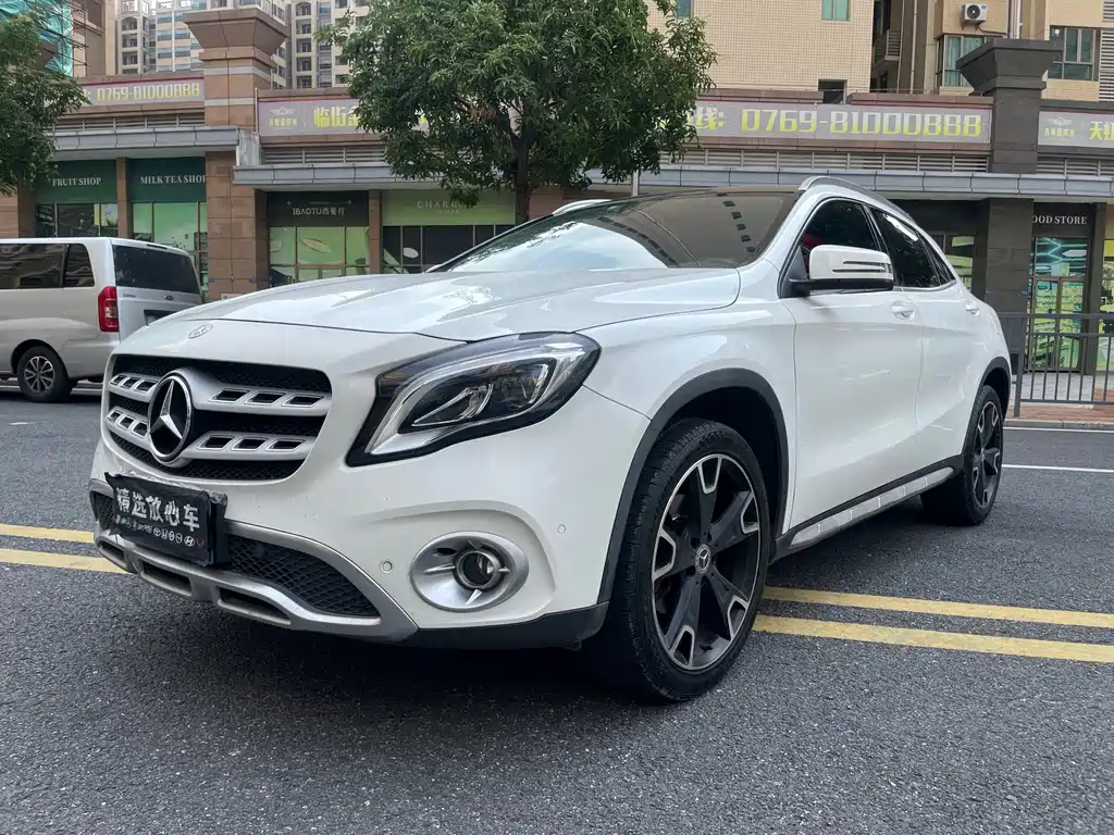 Mercedes-Benz GLA 2018 — фото 1