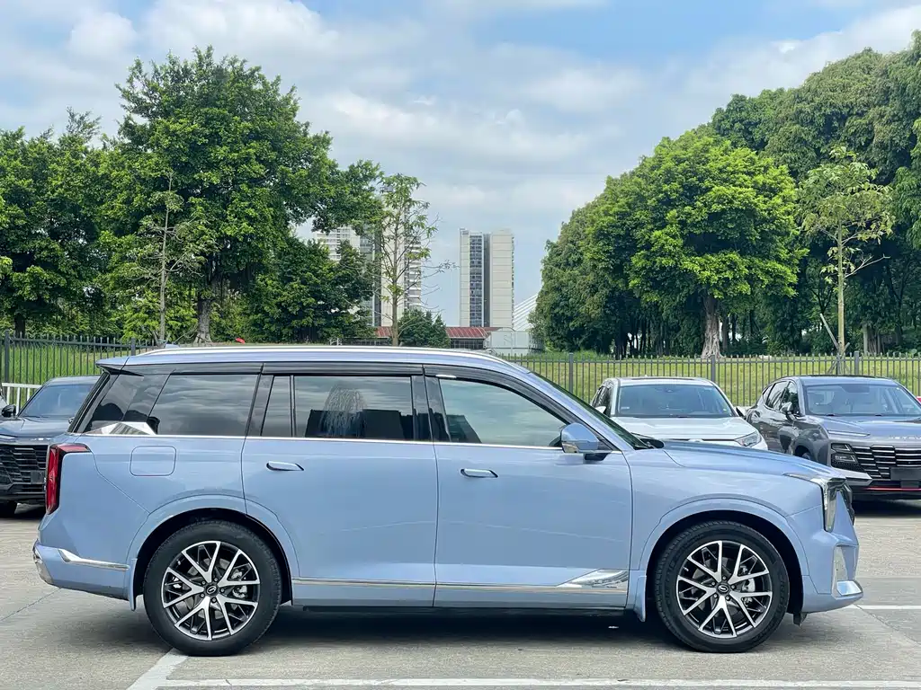 GAC Motor Trumpchi GS8 2022 — фото 41