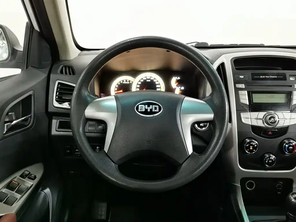 BYD F3 2015 — фото 11