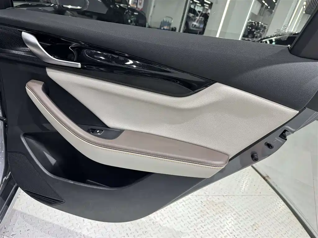 BYD Qin PLUS 2024 — фото 24