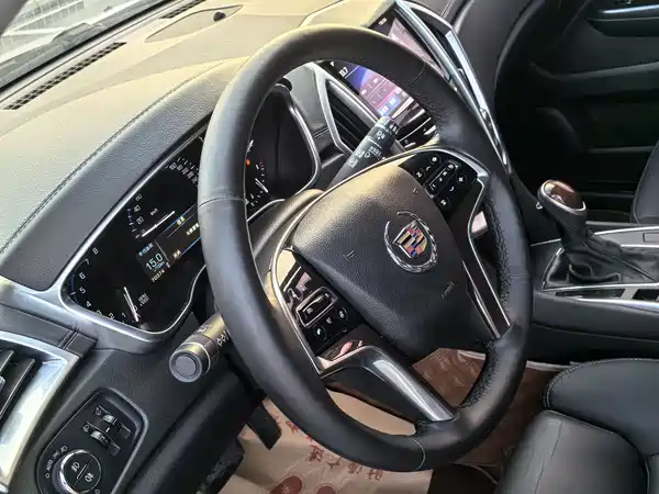 Cadillac SRX 2015