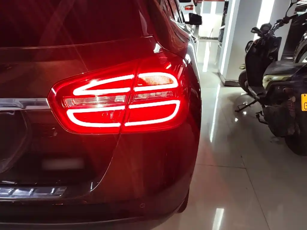 Mercedes-Benz GLA 2016 — фото 24
