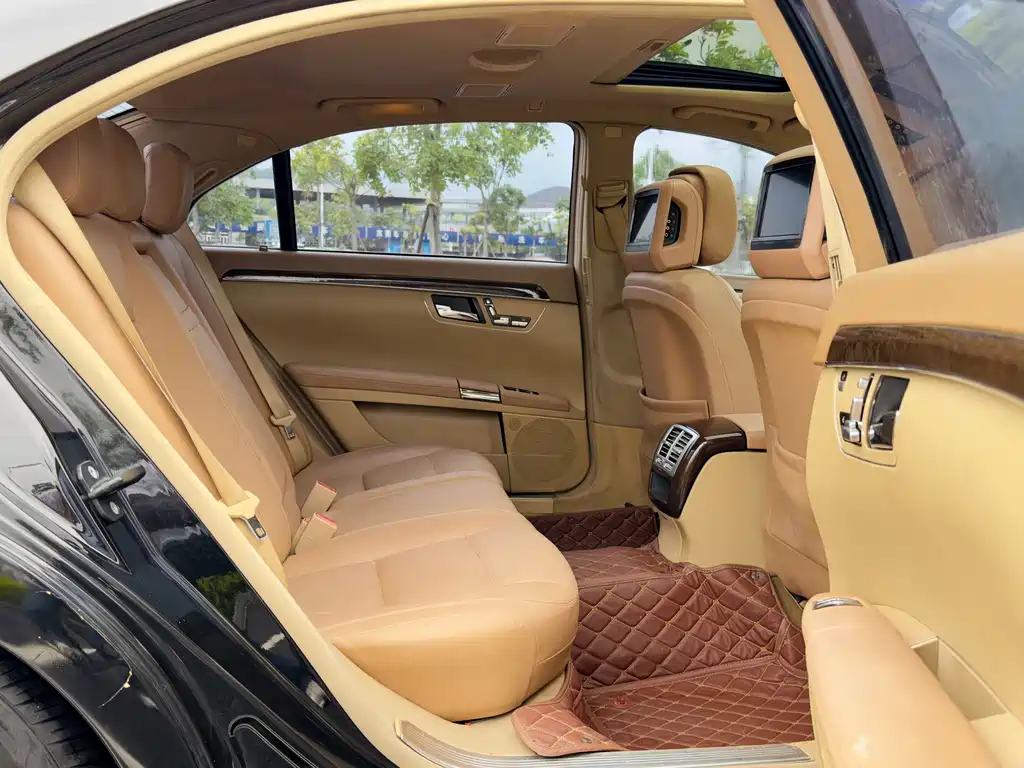 Mercedes-Benz S-Class 2012 — фото 11
