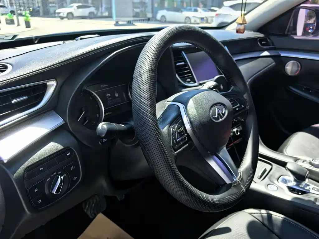 Infiniti QX50 2019 — фото 14