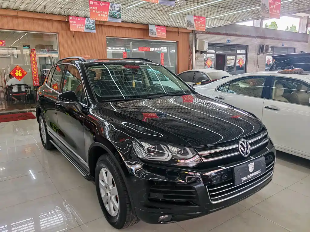 Volkswagen Touareg 2015 — фото 3