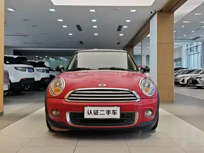 MINI MINI 2012