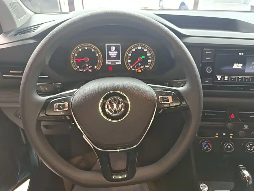 Volkswagen Tharu 2019 — фото 11