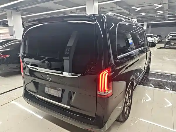 Mercedes-Benz V-Class 2016
