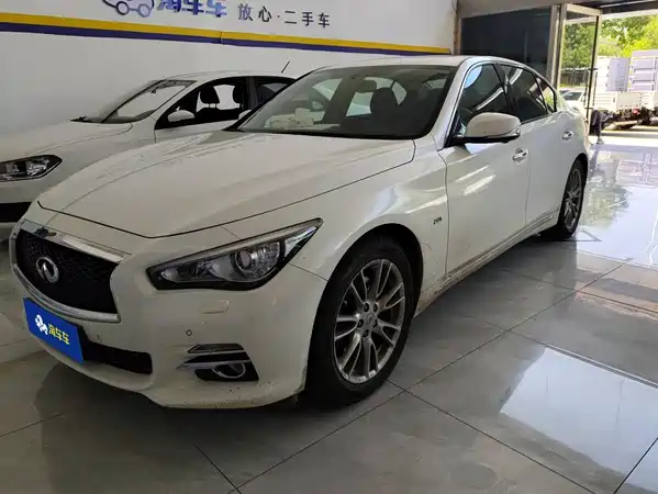 Infiniti Q50L 2017