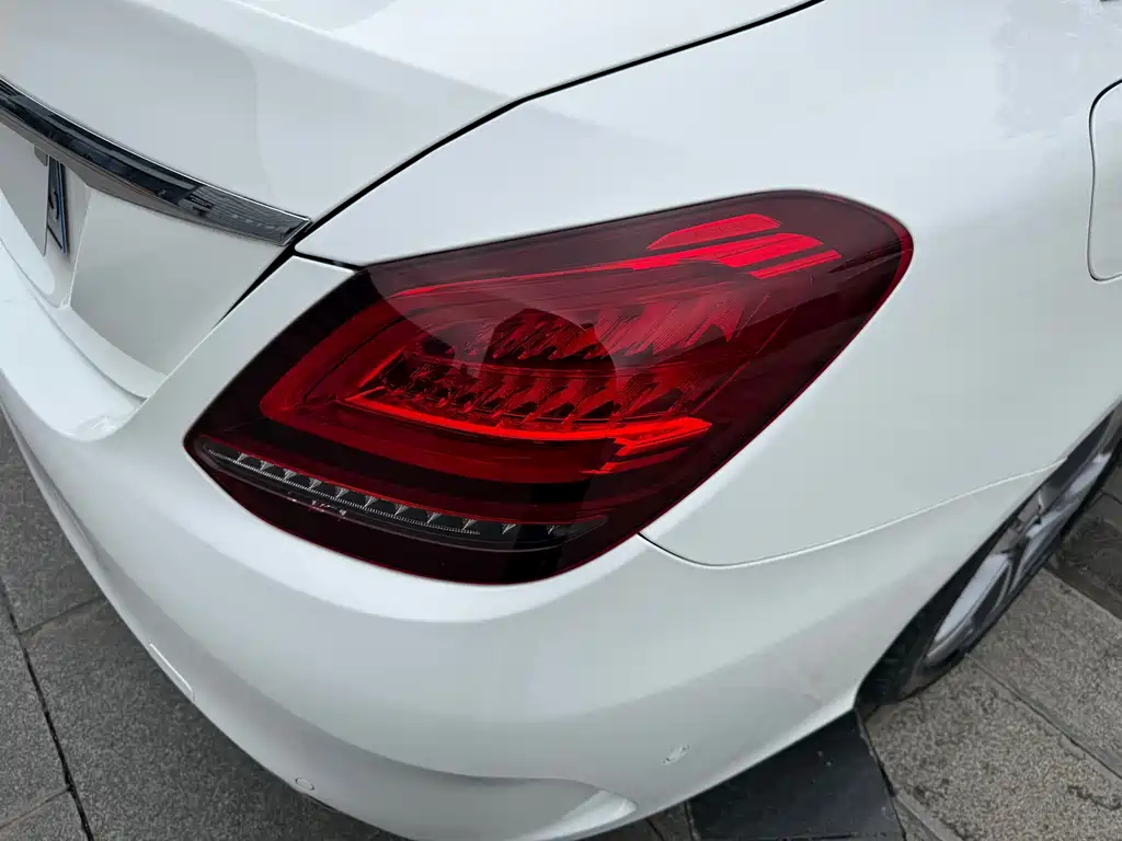 Mercedes-Benz C-Class 2019 — фото 39
