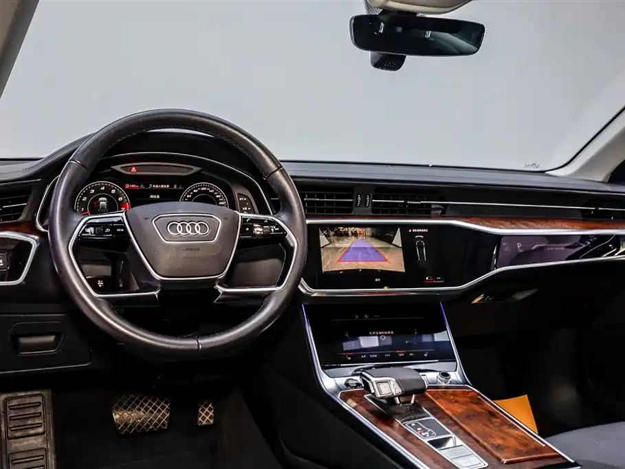 Audi A6 2021 — фото 21