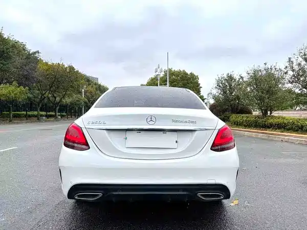 Mercedes-Benz C-Class 2021