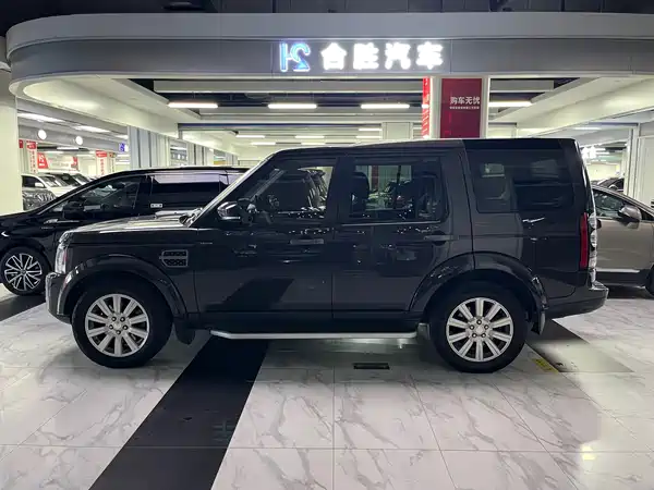 Land Rover Discovery 2015