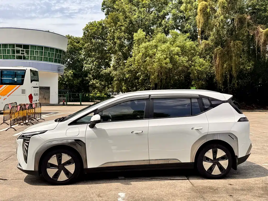 Aion AION Y 2025款 Plus 510 乐享行政版 58.9kWh 2025