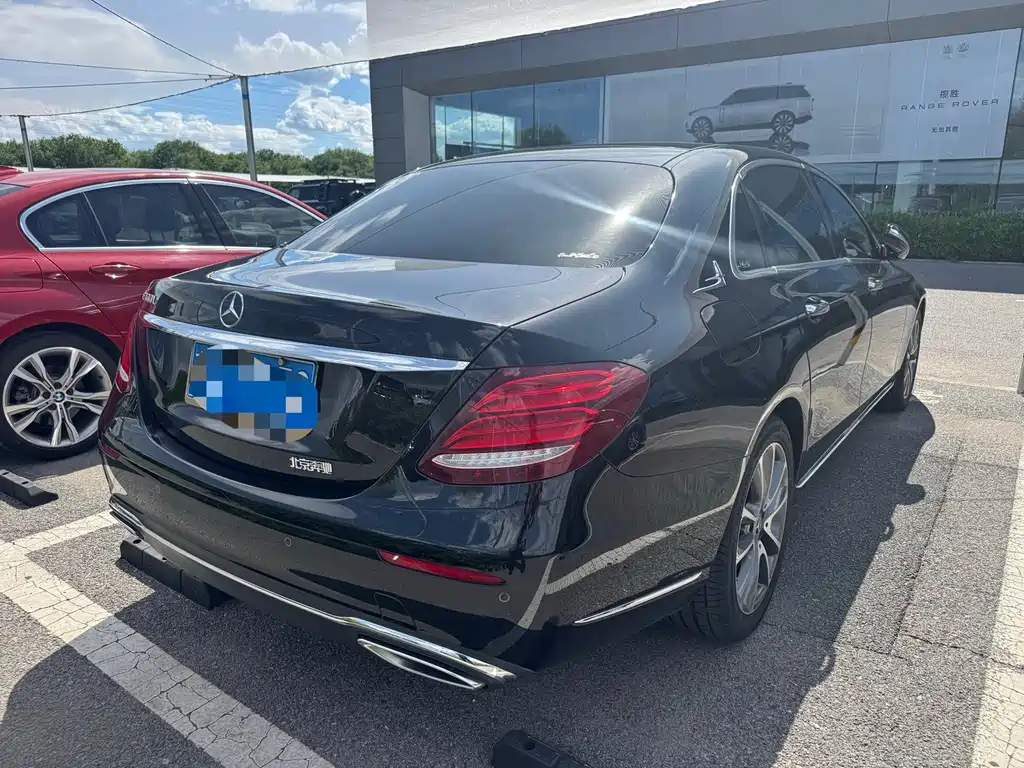 Mercedes-Benz E-Class 2019 — фото 10