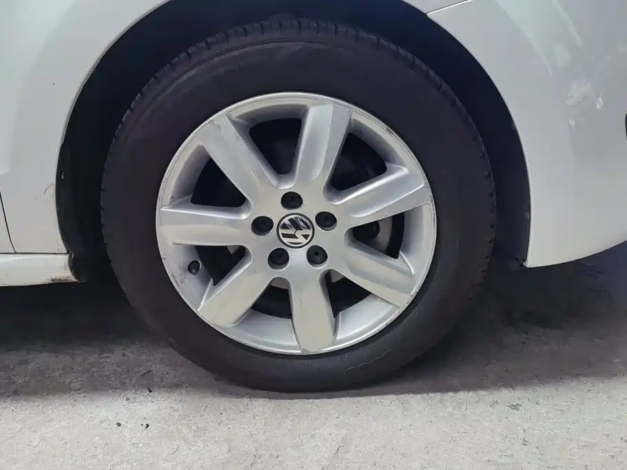 Volkswagen Polo 2014