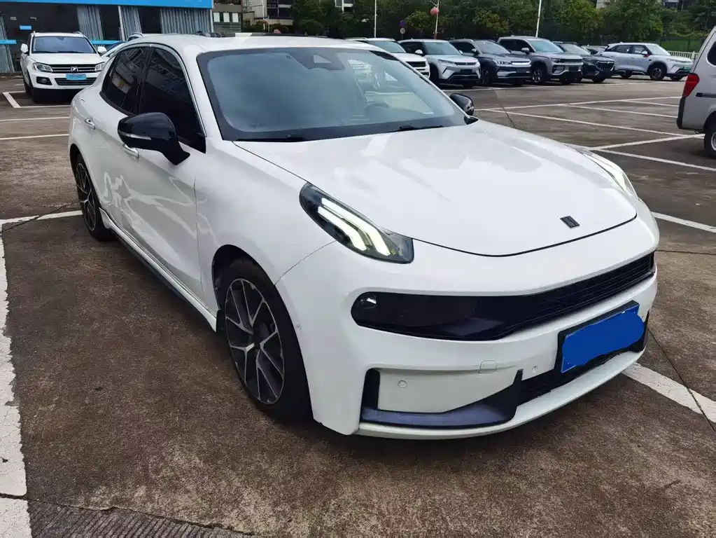 Lynk & Co 03 2019