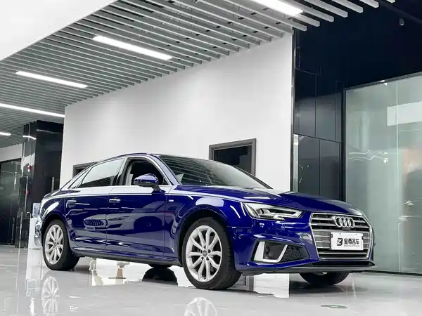 Audi A4L 2019
