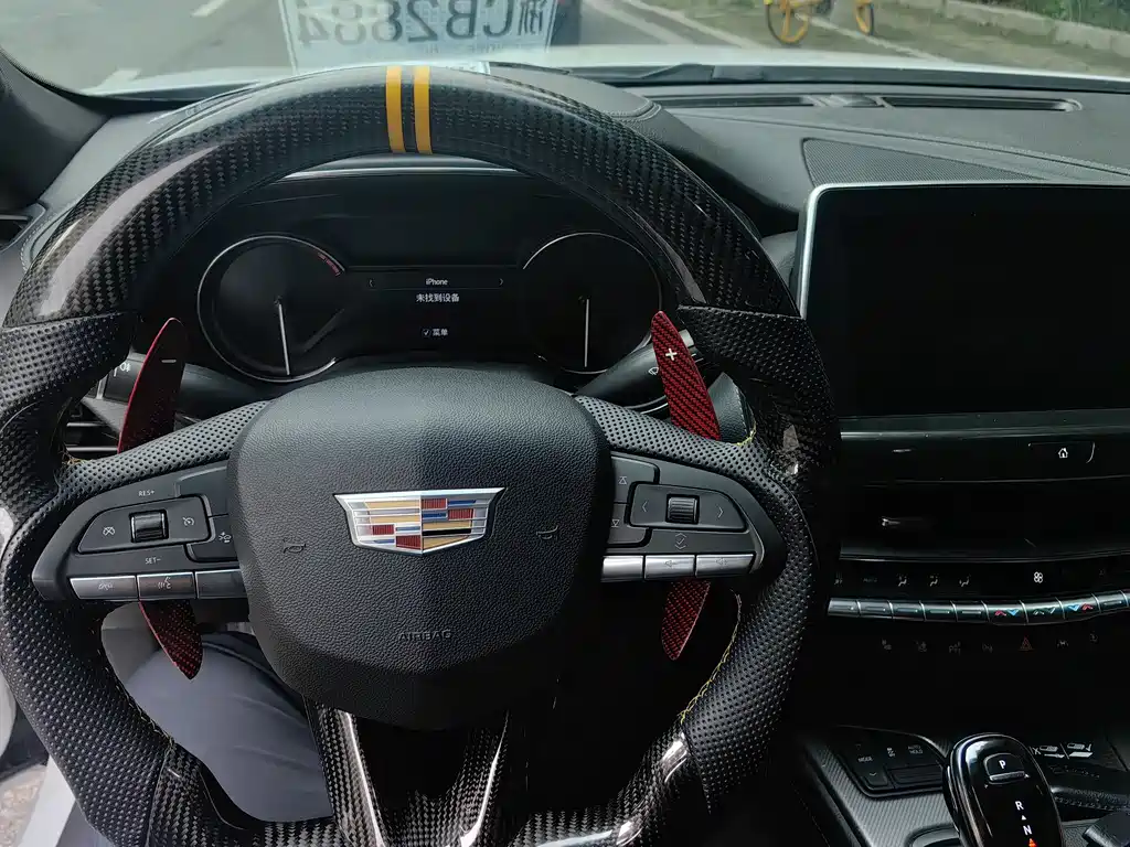 Cadillac CT5 2022 — фото 11
