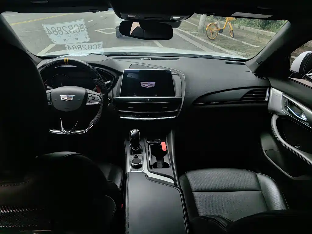 Cadillac CT5 2022 — фото 15