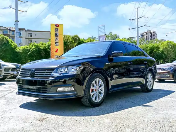 Volkswagen Lavida 2015