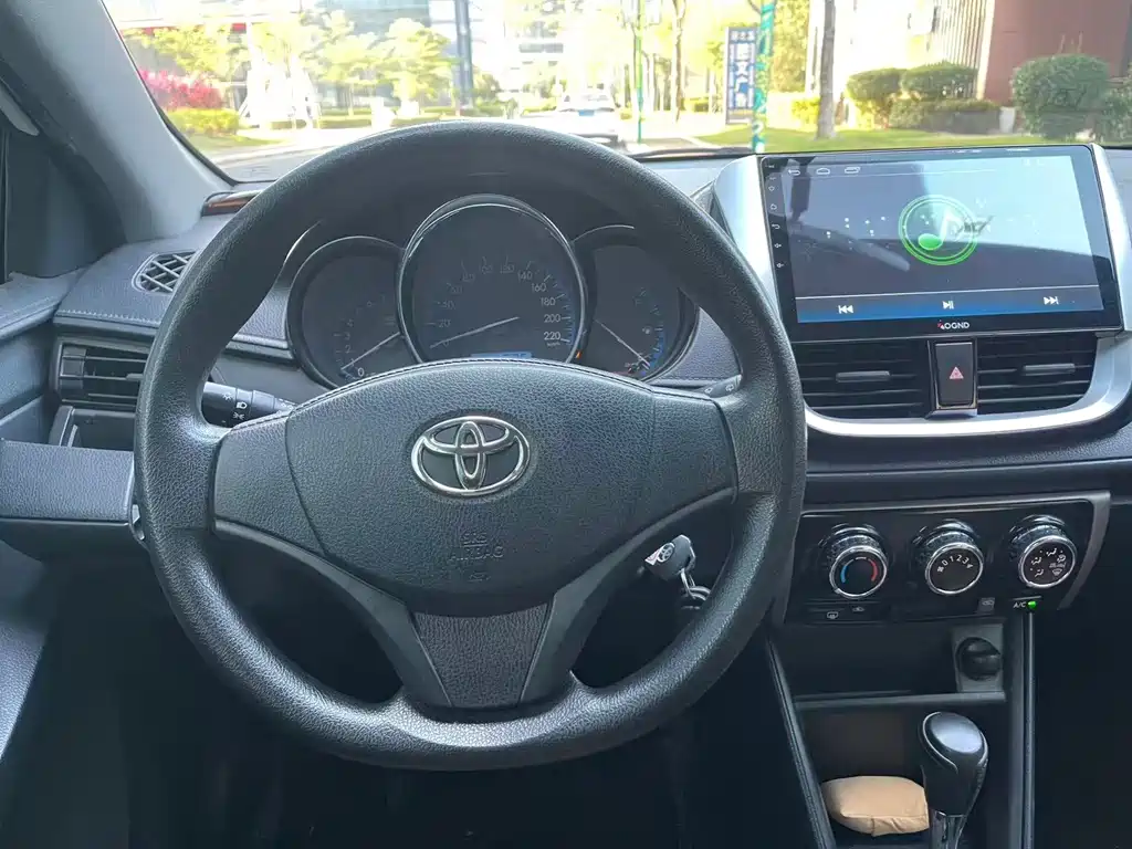 Toyota Vios FS 2017 — фото 10