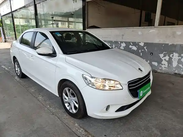 Peugeot 301 2015
