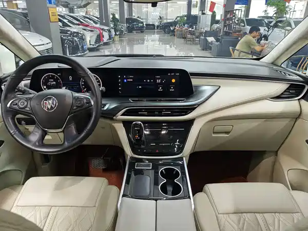 Buick GL8 2020