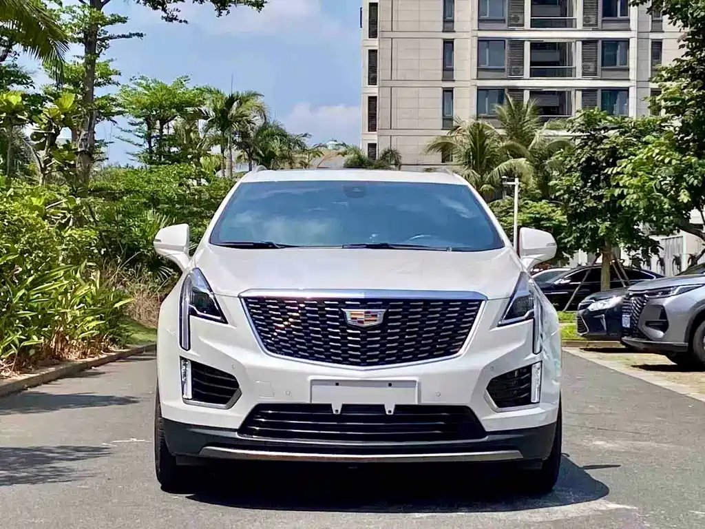 Cadillac XT5 2020 — фото 2