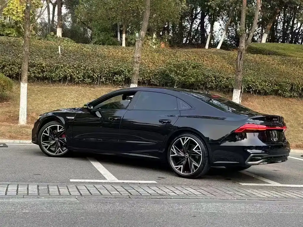 Audi A7 2024 — фото 8