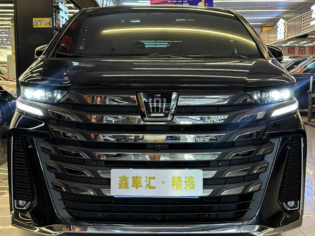 Toyota Vellfire 2024 — фото 2