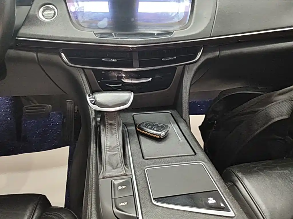 Cadillac CT6 2017 — фото 13