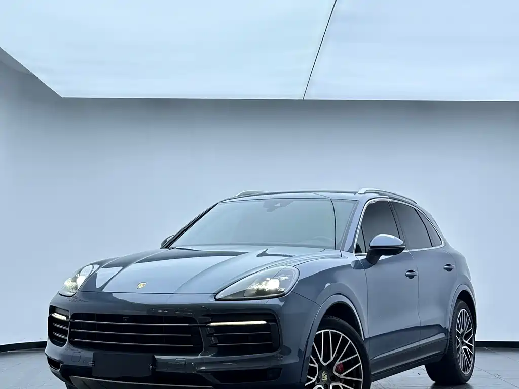 Porsche Cayenne 2018 — фото 1