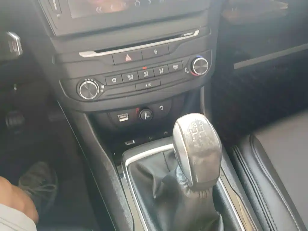Peugeot 408 2015 — фото 14