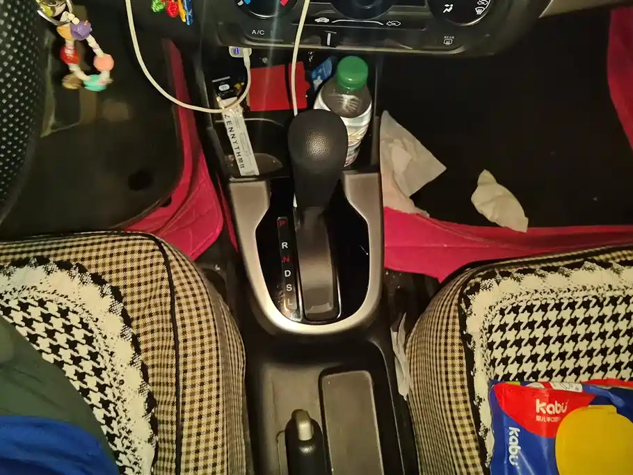 Honda Fit 2017 — фото 16