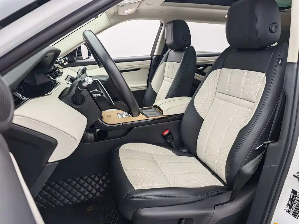Land Rover Range Rover Evoque 2022 — фото 13